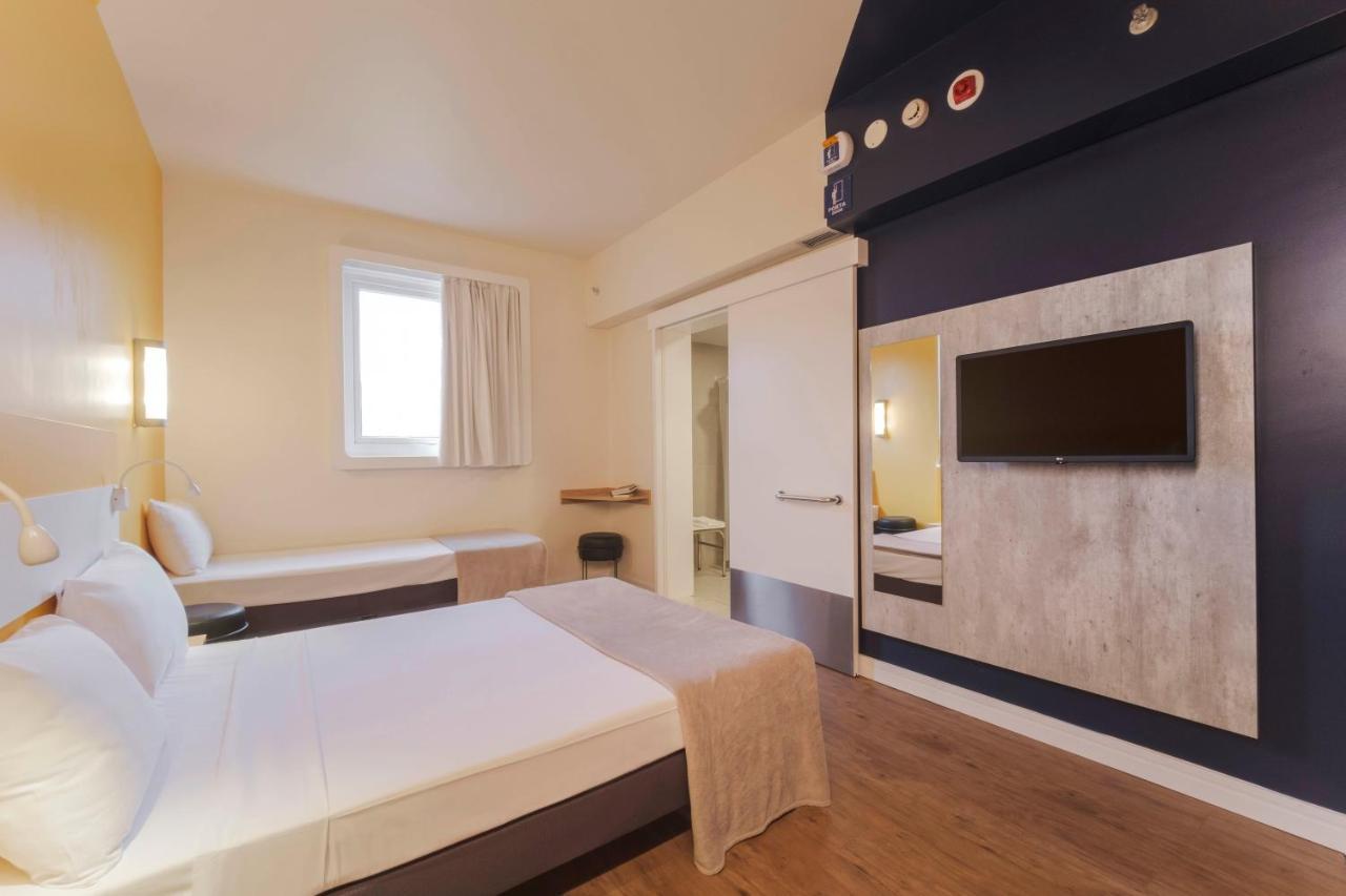 ibis Budget Farroupilha Exterior foto